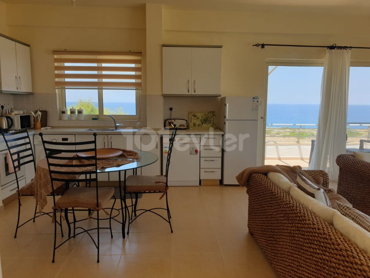2+1 Apartment for Rent in Esentepe