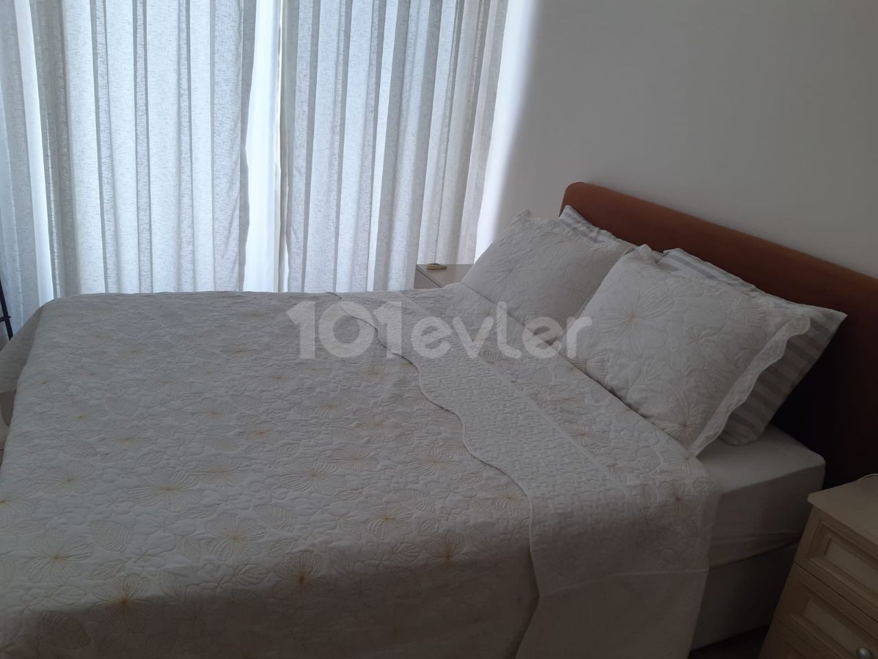 Girne/Arapköy'de kiralık 2+1 havuzlu site içerisinde daire 