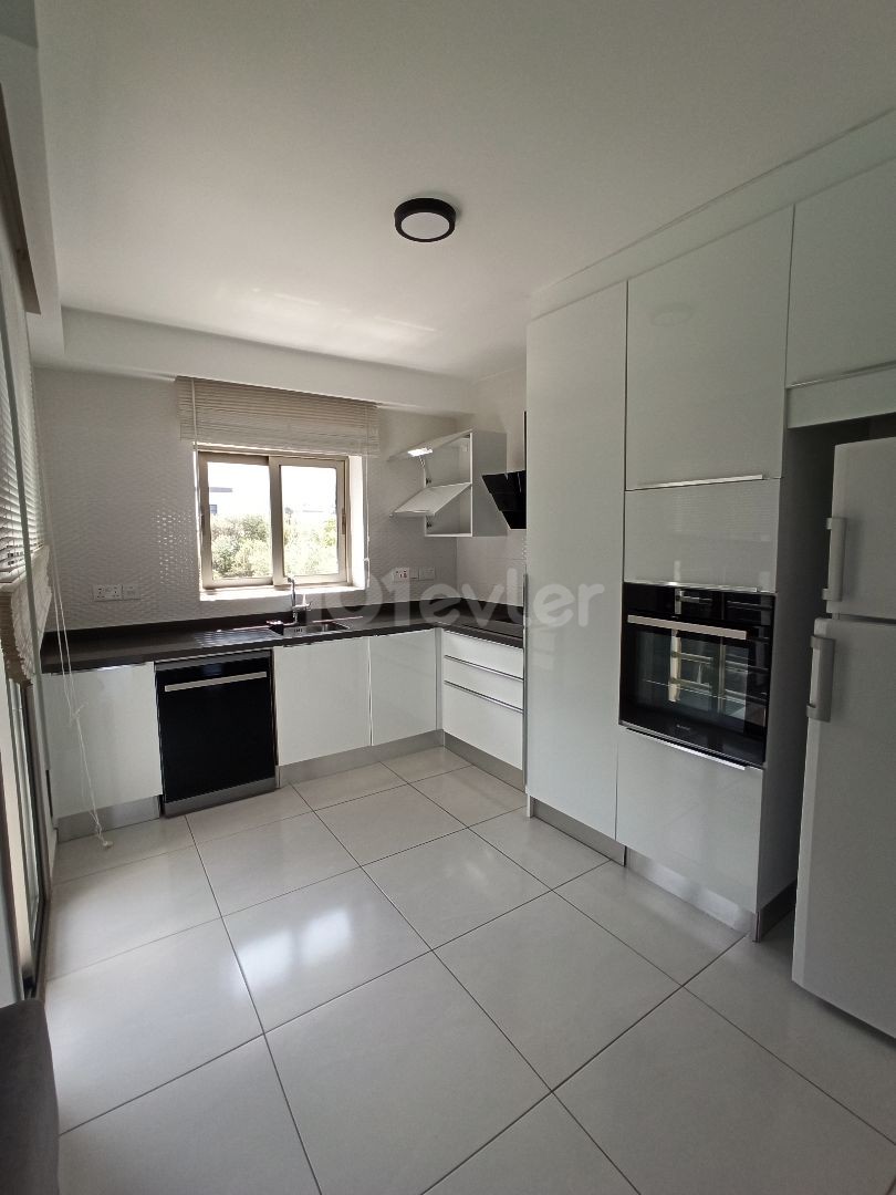 Furnished Flats for Rent 1+1/2+1/3+1 Girne-Ozanköy