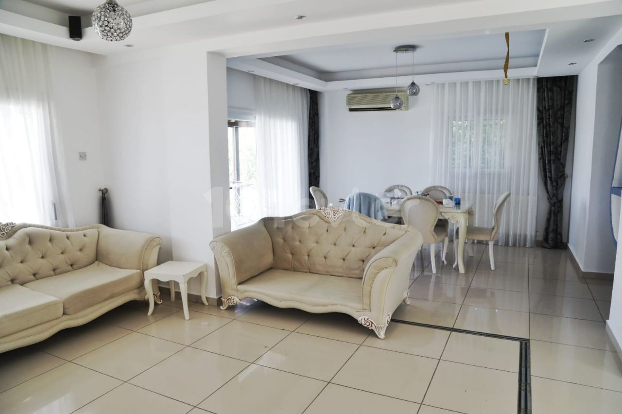 Satılık  3+1  Villa   Çatalköy, Girne