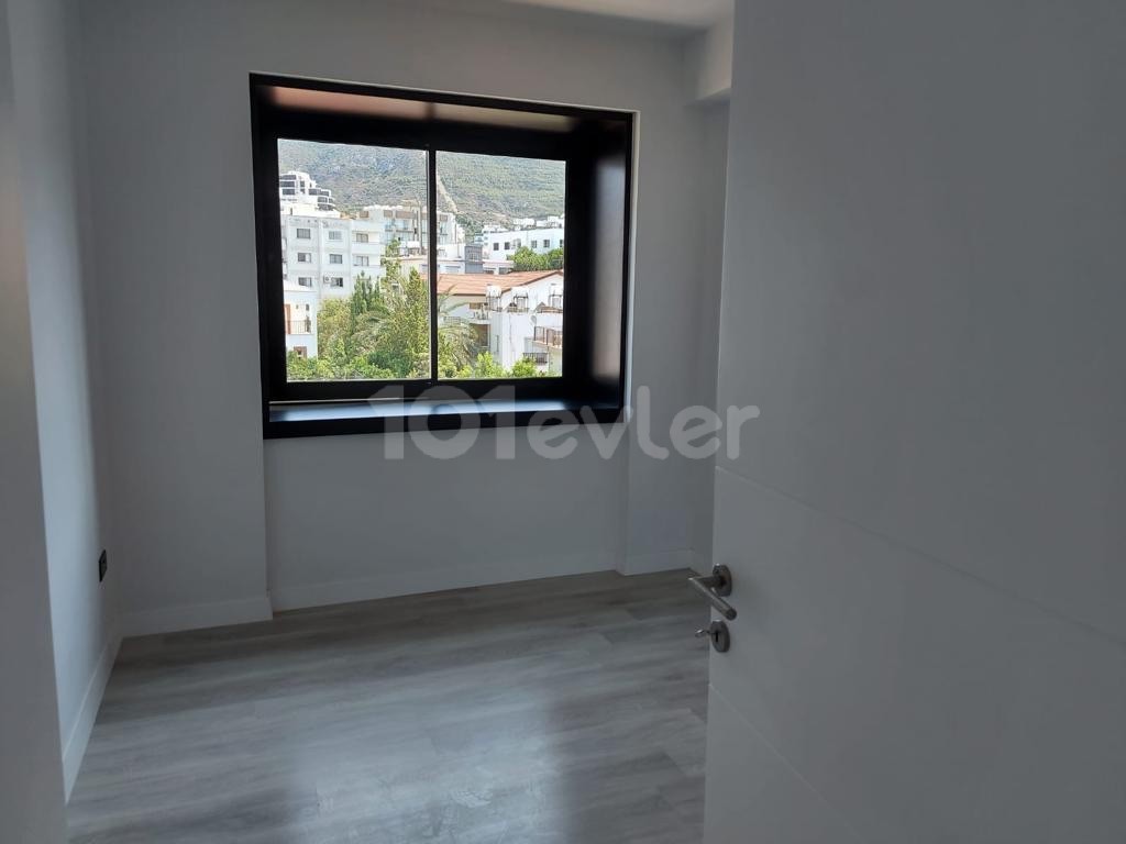 2 bedroom apartment for sale in Kyrenia city center