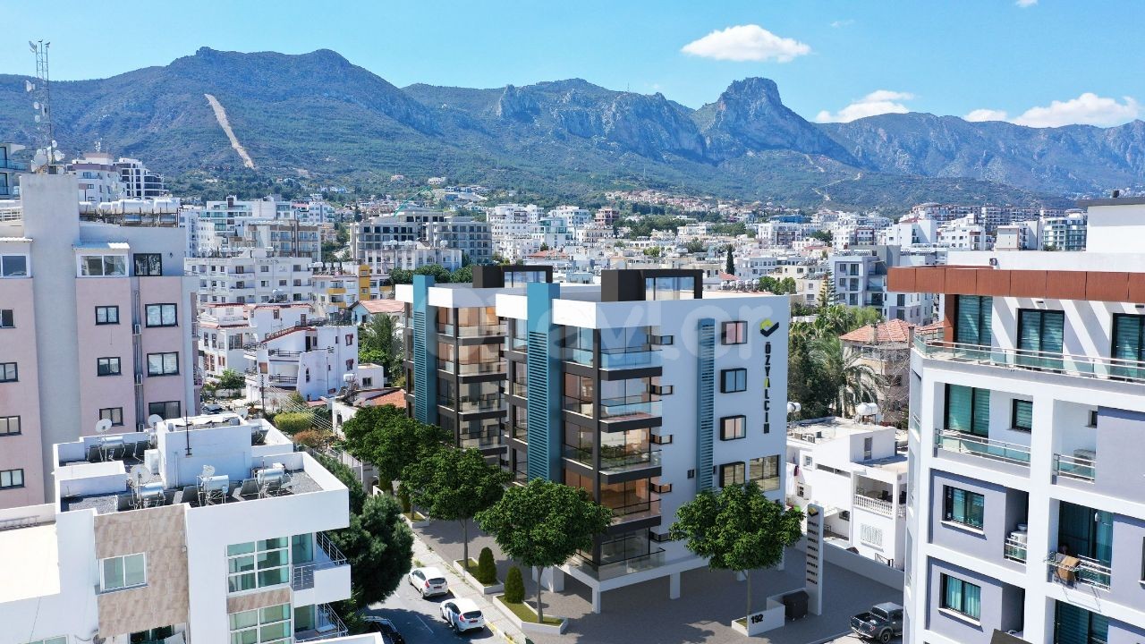 Brandneue Luxuswohnung zum Verkauf im Zentrum von Kyrenia