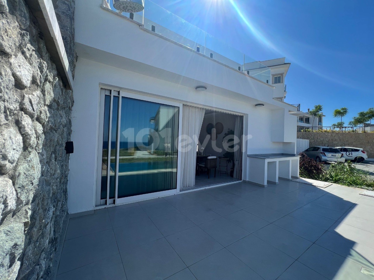 SEA FRONT Marvelous 3+1 Flat with private pool