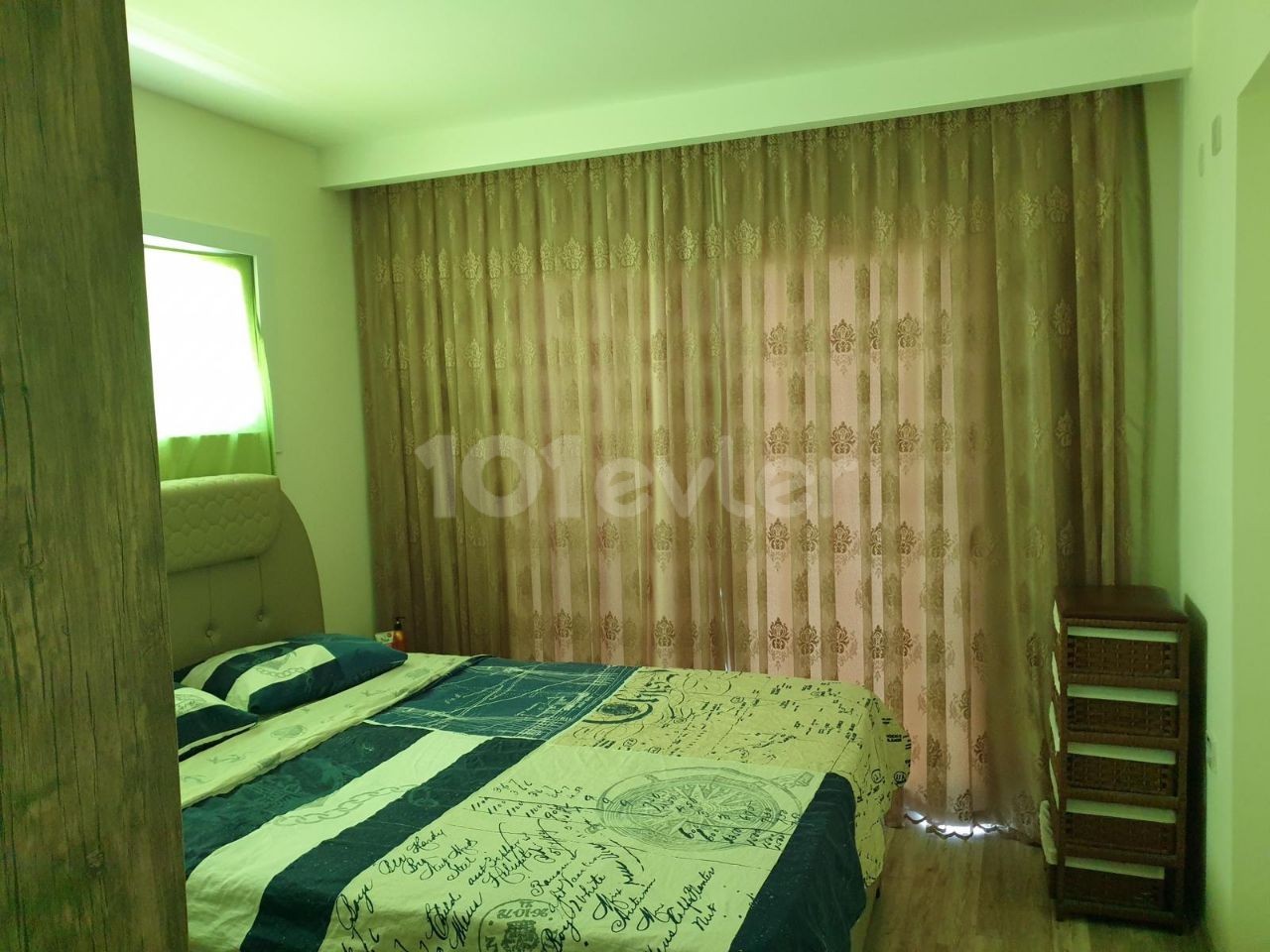 Продается 2-х комнатная квартира  в  г.Кириния район Каракум 