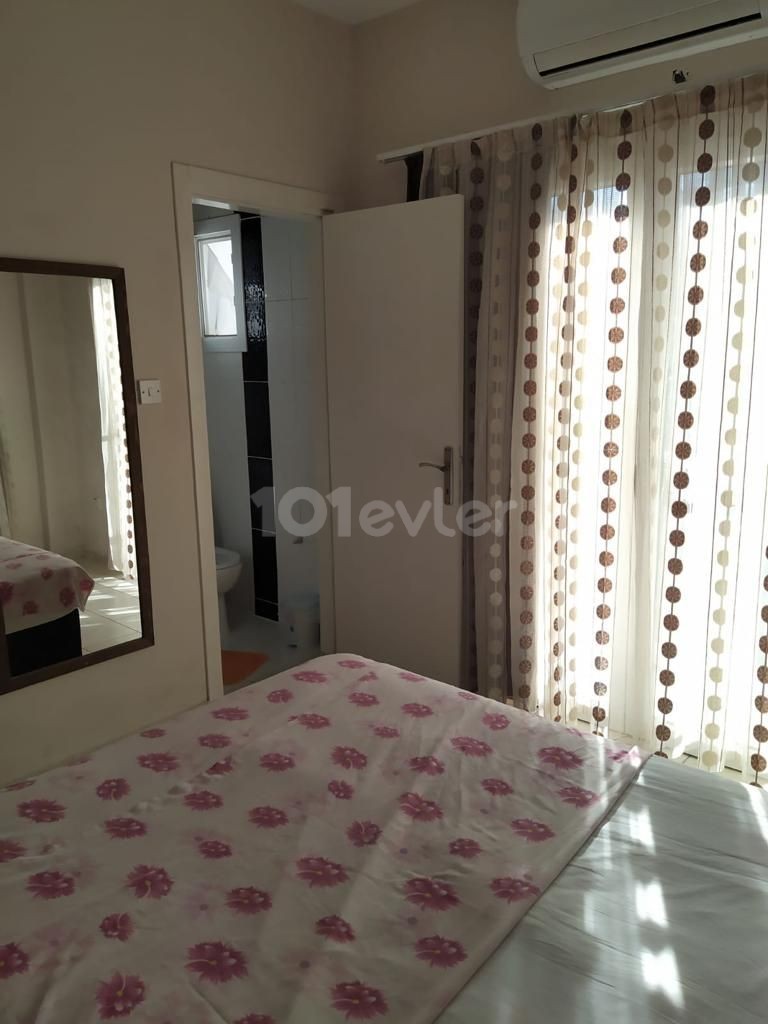 4+1 Villa for Daily Rent in Kyrenia Çatalköy