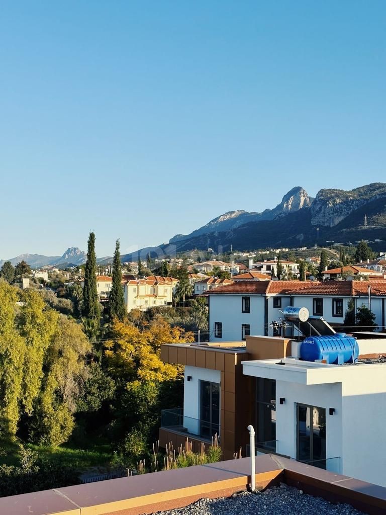 3+1 Luxusvilla zum Verkauf zwischen Kyrenia Ozankoy und Belapais