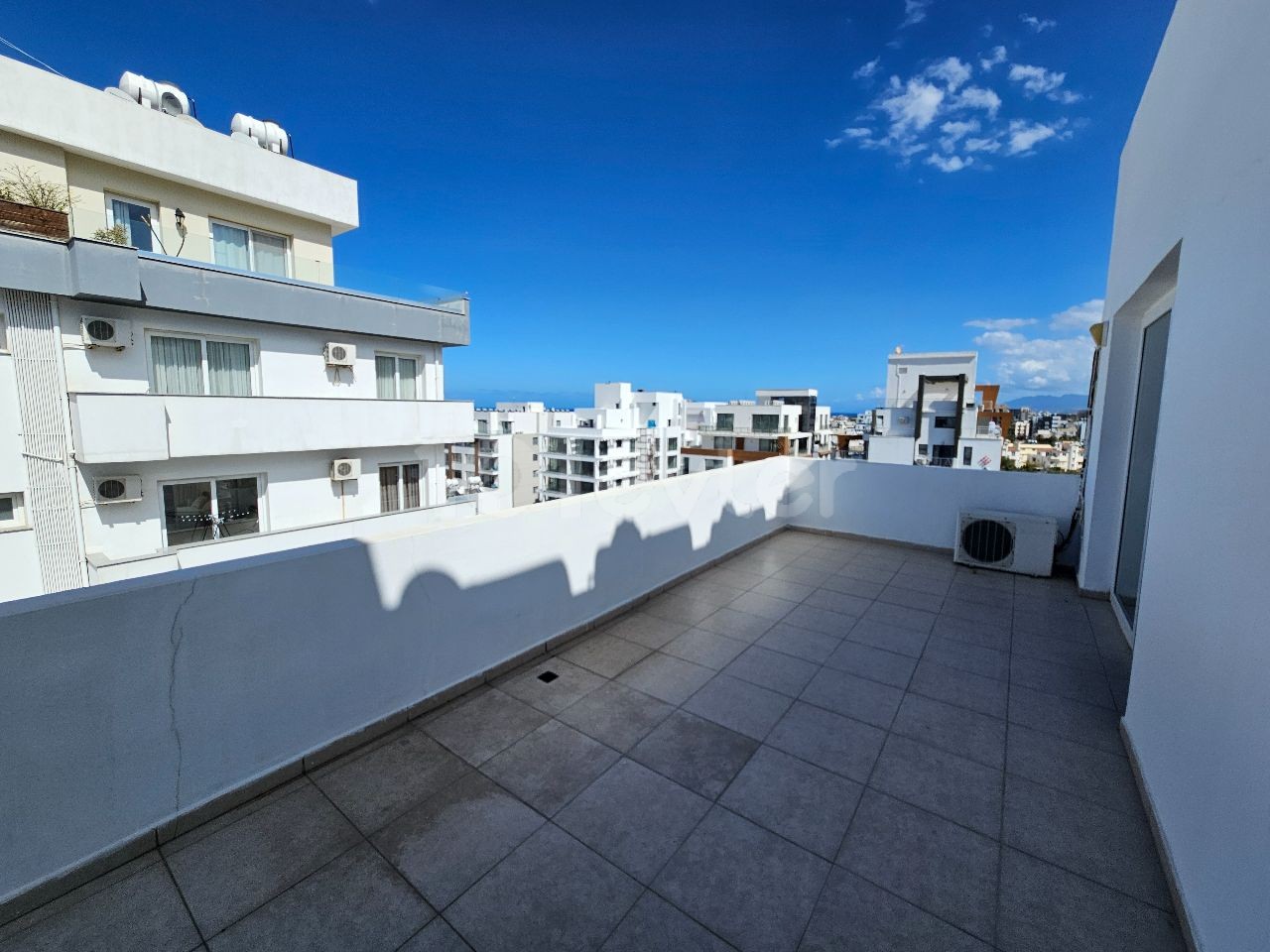 FOR SALE 2+1 PENTHOUSE KYRENIA CENTER