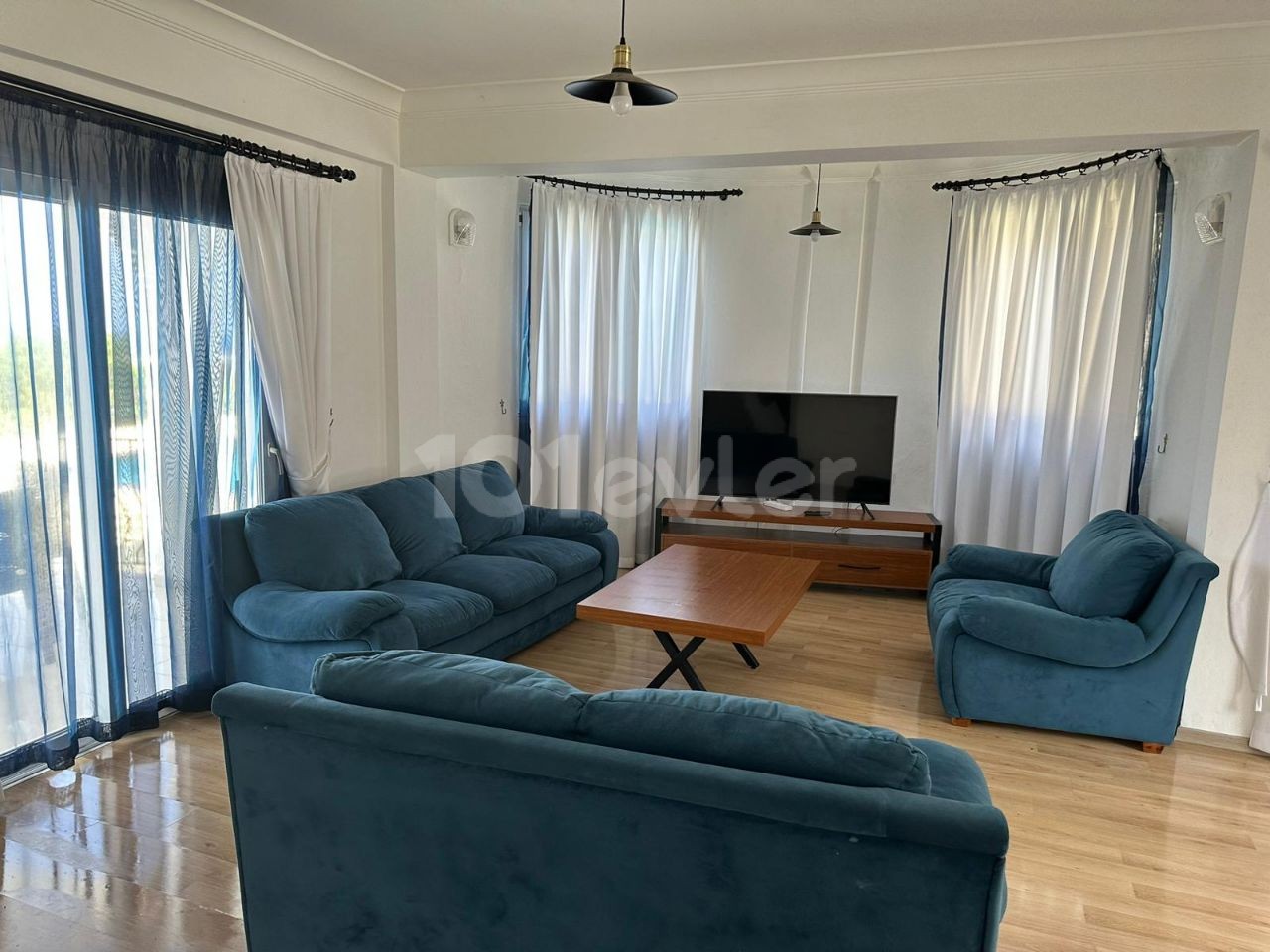 4+1 VILLA ZU VERMIETEN IN GIRNE ESENTEPE