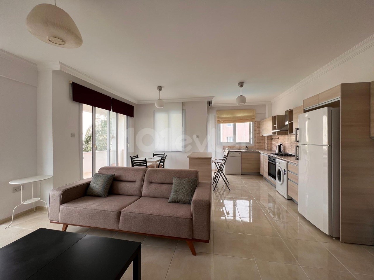 1+1 Spacious flat for rent in Alsancak 