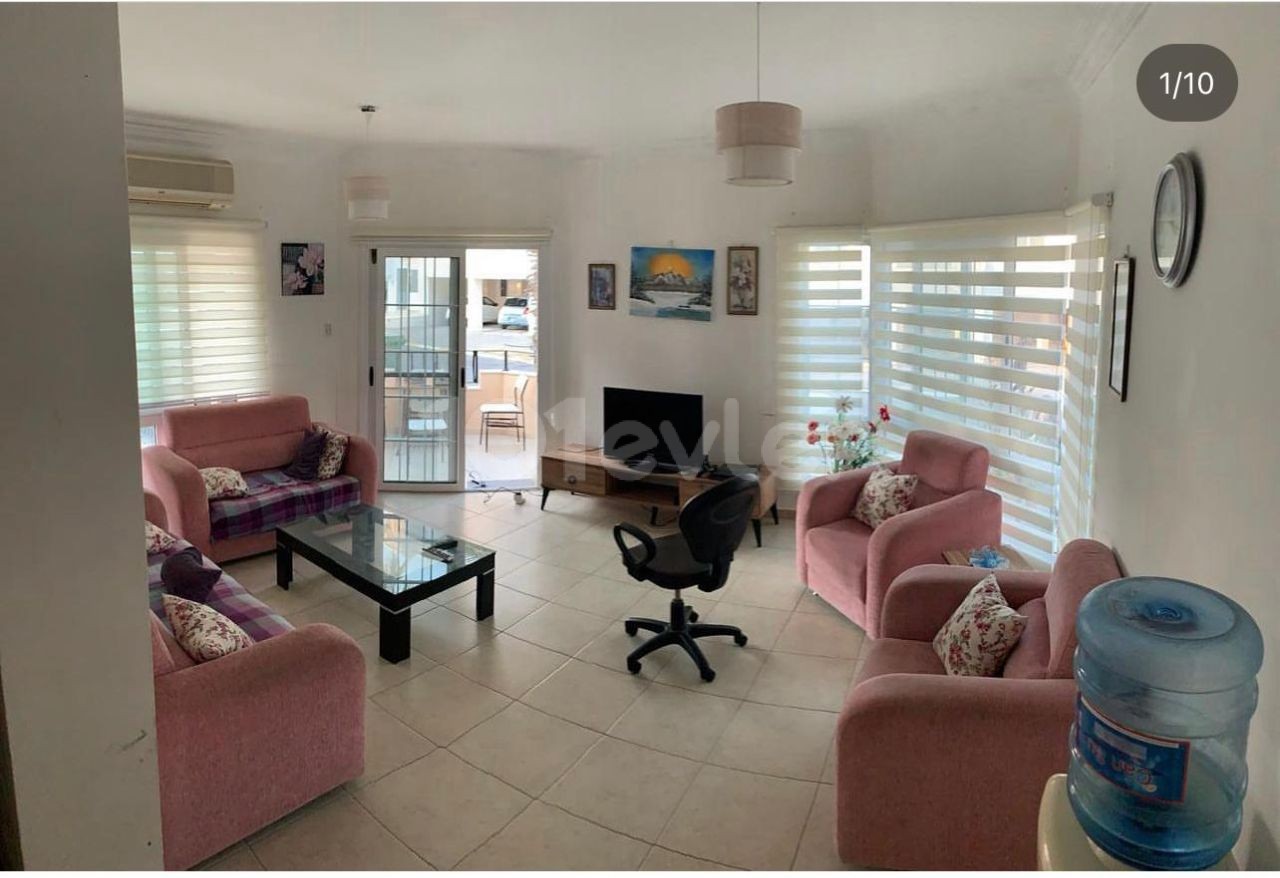 3+1 flat with shared pool for sale in Kyrenia center