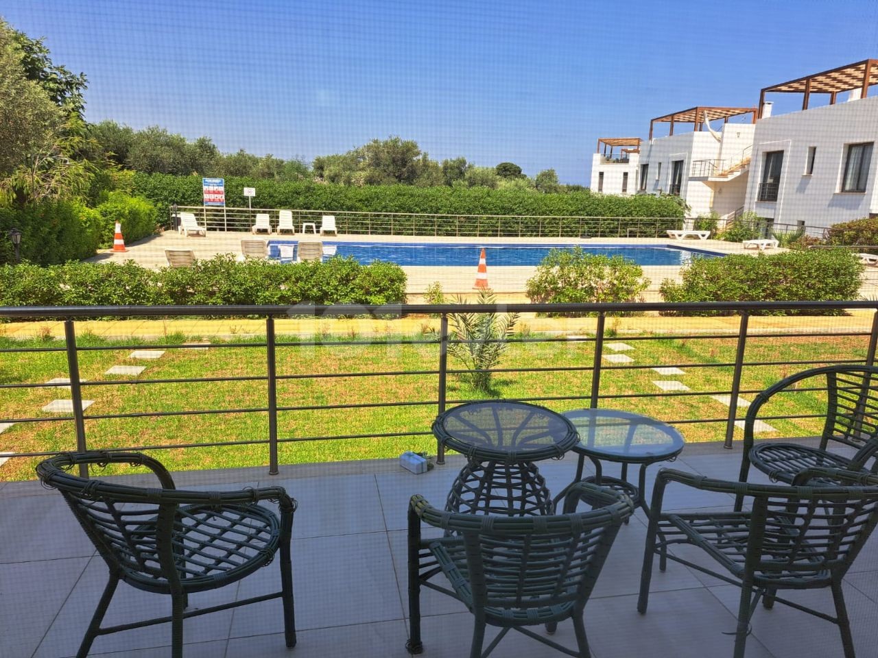 2+1 Wohnung zum Verkauf, moderne Annehmlichkeiten und natürliche Aussicht, Olivenhain, Kyrenia, Nordzypern