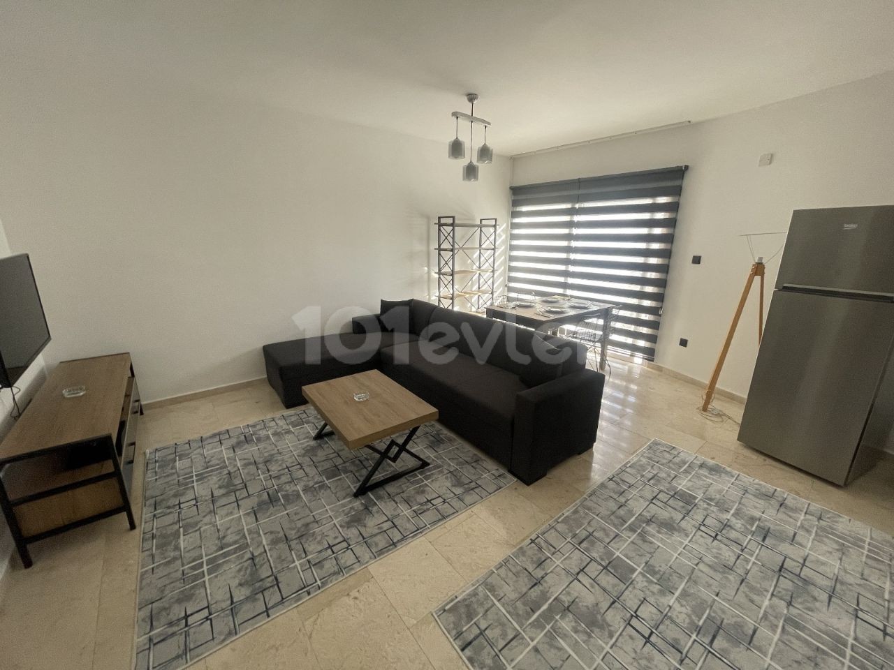 GİRNE ÇARŞI MERKEZDE SATILIK 2+1 DAİRE