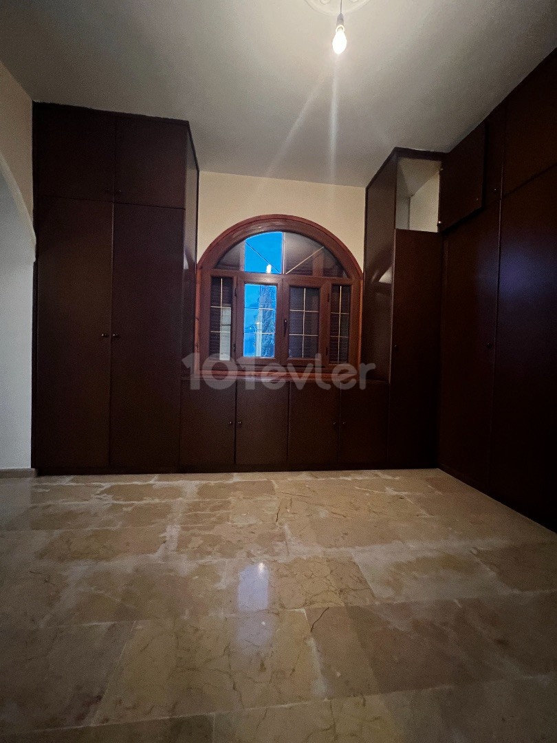 Kiralık Villa-Edremit, Girne