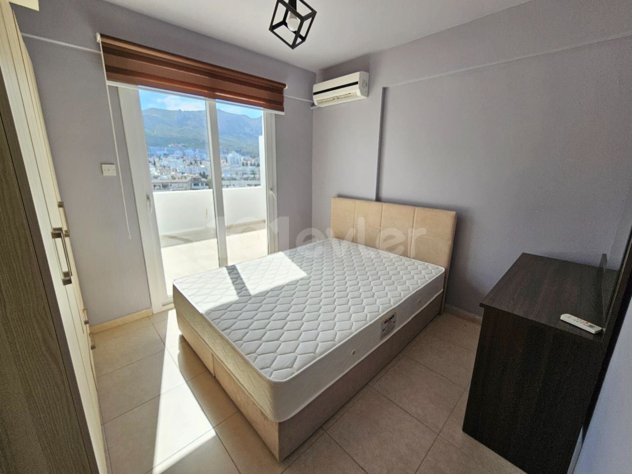 ZU VERMIETEN PENTHOUSE 2+1 KYRENIA CENTER