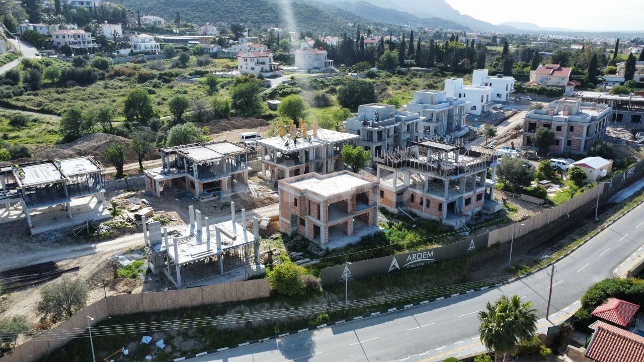 1+1 Flat For Sale With Pool In Yeşiltepe, Kyrenia, Northen Cyprus With Payment Plan 97300Gbp In Advance 41700 Gbp 12 Months
