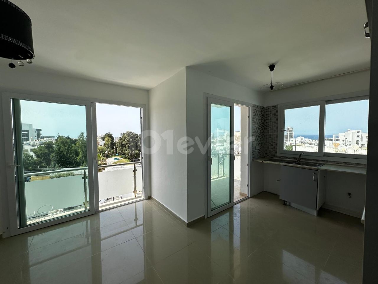 2+1 flat for sale in Kyrenia Center