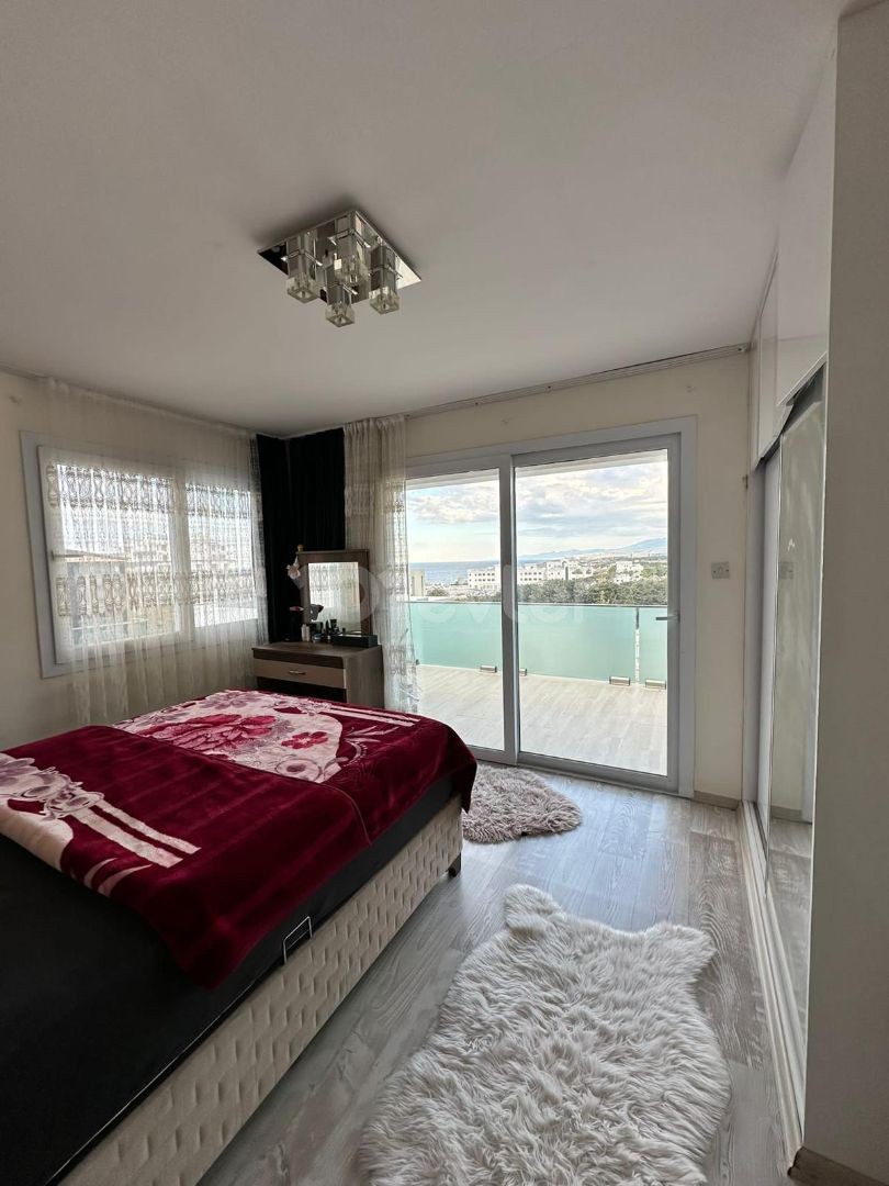 2+1 PENTHOUSE FOR SALE KYRENIA CENTER