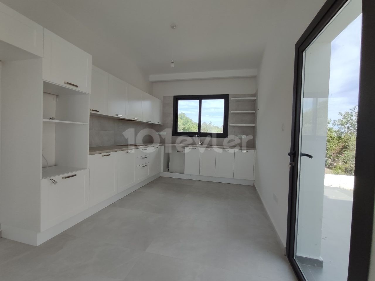 3+1 VILLA WITH PRIVATE POOL AT GIRNE ALSANCAK AT OPPORTUNITY PRICE