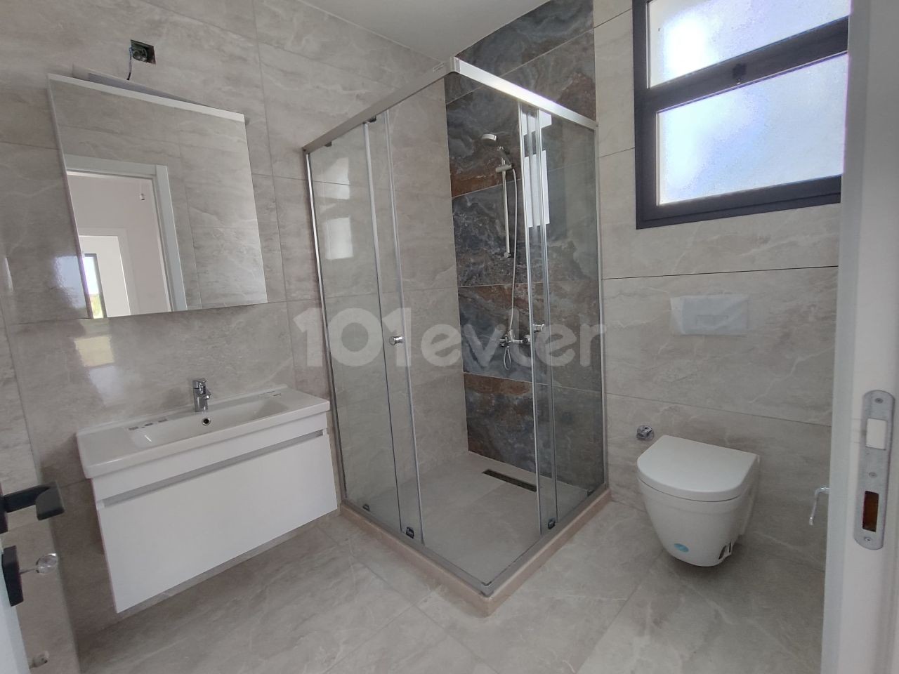 3+1 VILLA WITH PRIVATE POOL AT GIRNE ALSANCAK AT OPPORTUNITY PRICE