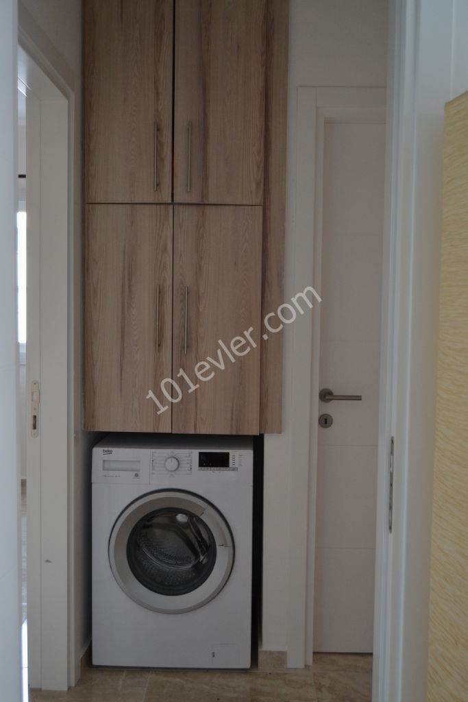 GAZİMAĞUSA KALİLAND' DA SATILIK 2+1 EŞYALI DAİRE