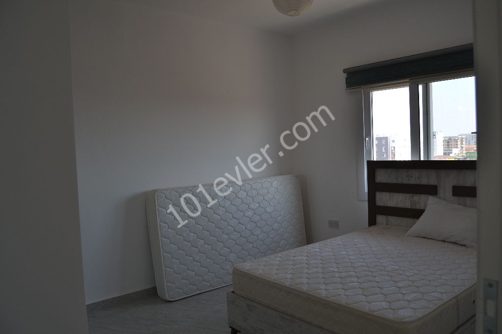 GAZİMAĞUSA ÇANAKKALE MAHALLESİNDE KİRALIK 2+1 DAİRE