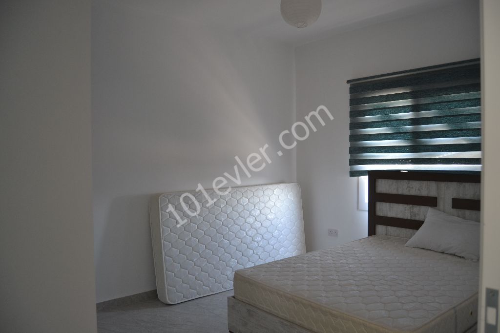 GAZİMAĞUSA ÇANAKKALE MAHALLESİNDE KİRALIK 2+1 DAİRE