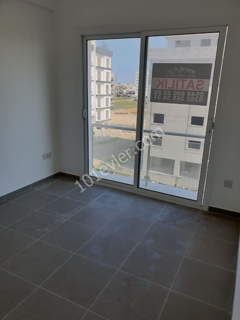 GAZİMAĞUSA - ÇANAKKALE' DE SATILIK 2+1 4. KAT DAİRE