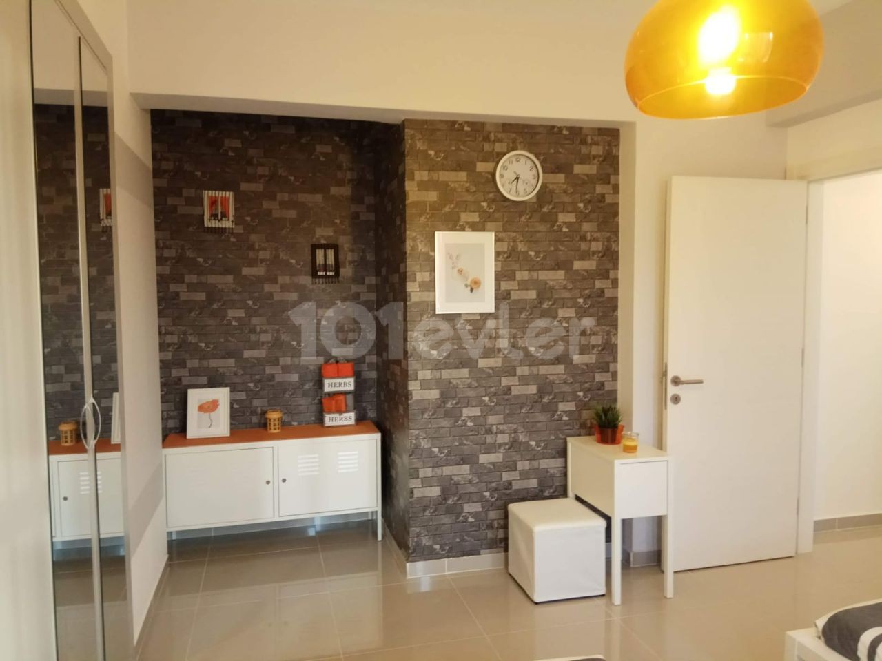 İSKELE LONGBEACH' DE SATILIK 2+1 DAİRE