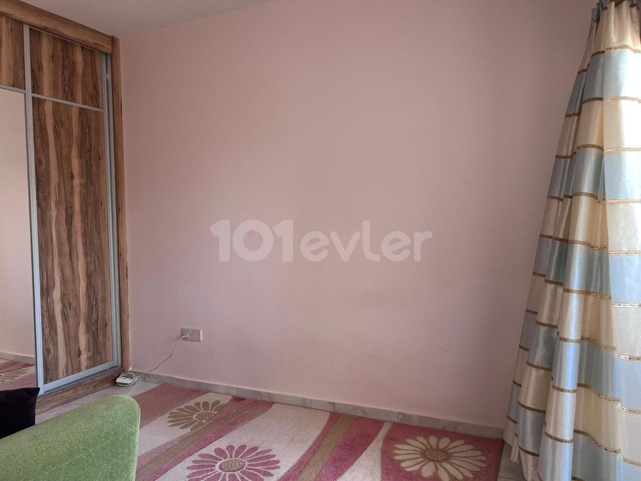 3+1 FLAT FOR SALE IN GAZİMAĞUSA - KARAKOL REGION