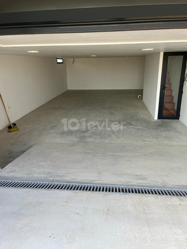 3+1 TRIPLEX VILLA FOR RENT IN İSKELE BAHÇELER