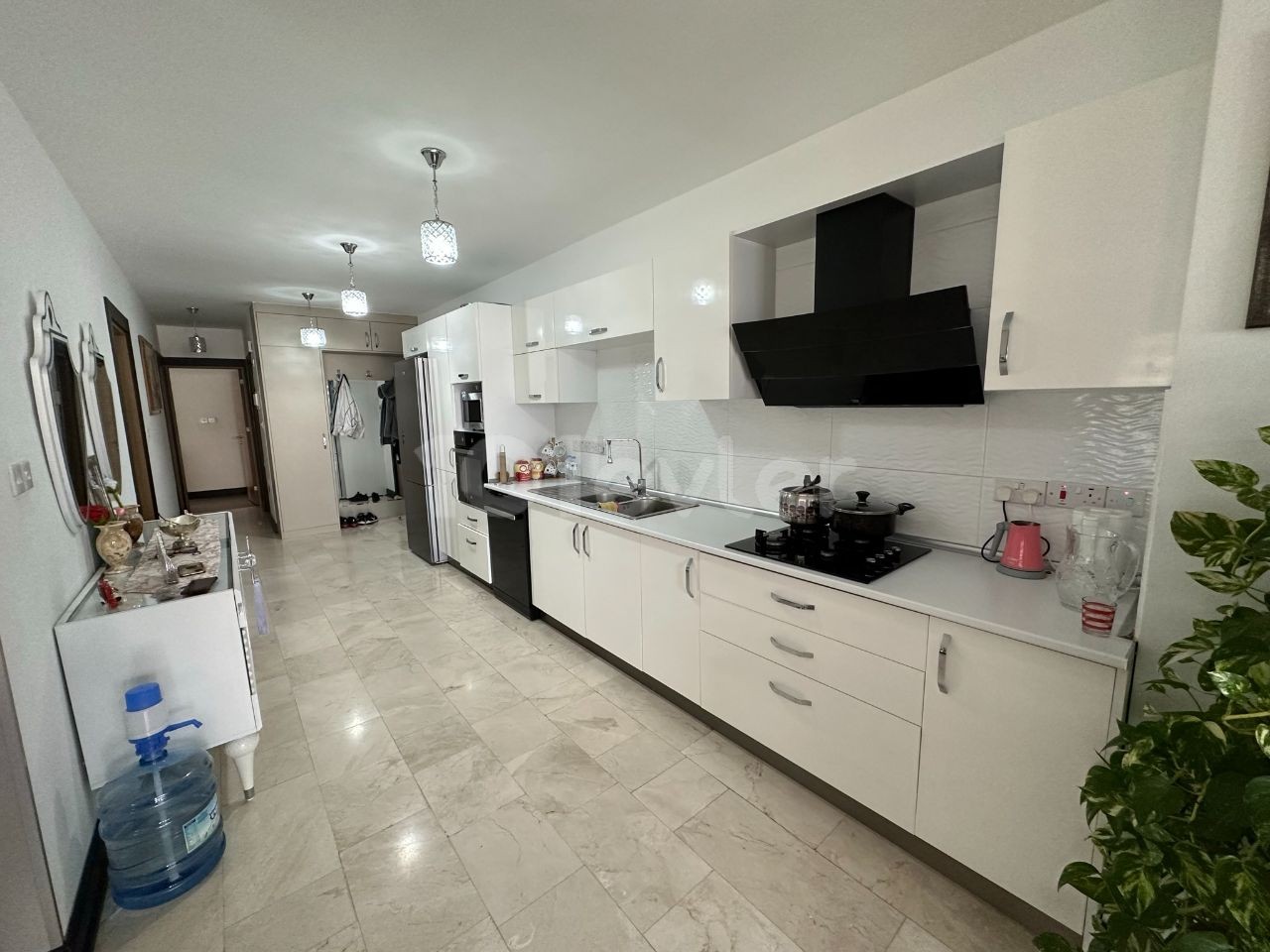 En Suite 3+1 Fully Furnished Penthouse with Sea View in Kyrenia Center