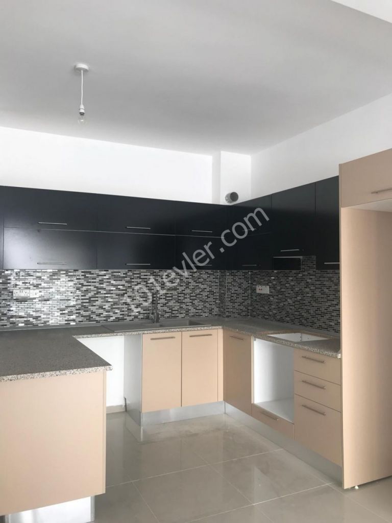 Fully furnished, 3 Bedroom Flat in Hamitköy / Nicosia (Lefkosa) for rent, FROM OWNER!