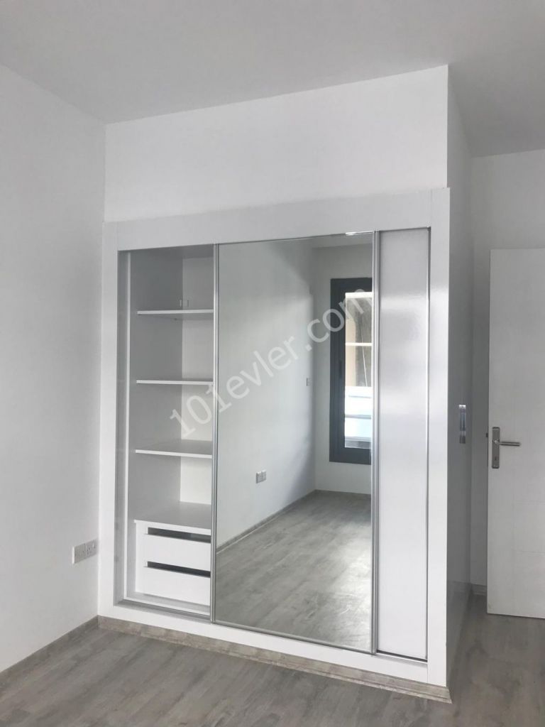 3 + 1 Luxus möblierte Wohnung zur Miete vom Eigentümer in Nikosia / Hamitköy ** 