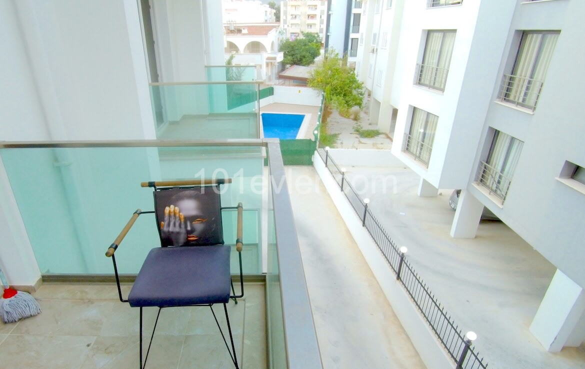 RA-201 Girne merkezde kiralik apartment