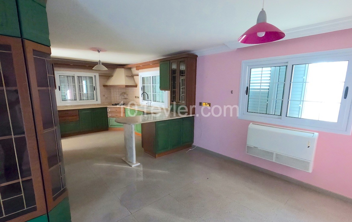 Villa For Sale in Çatalköy, Kyrenia