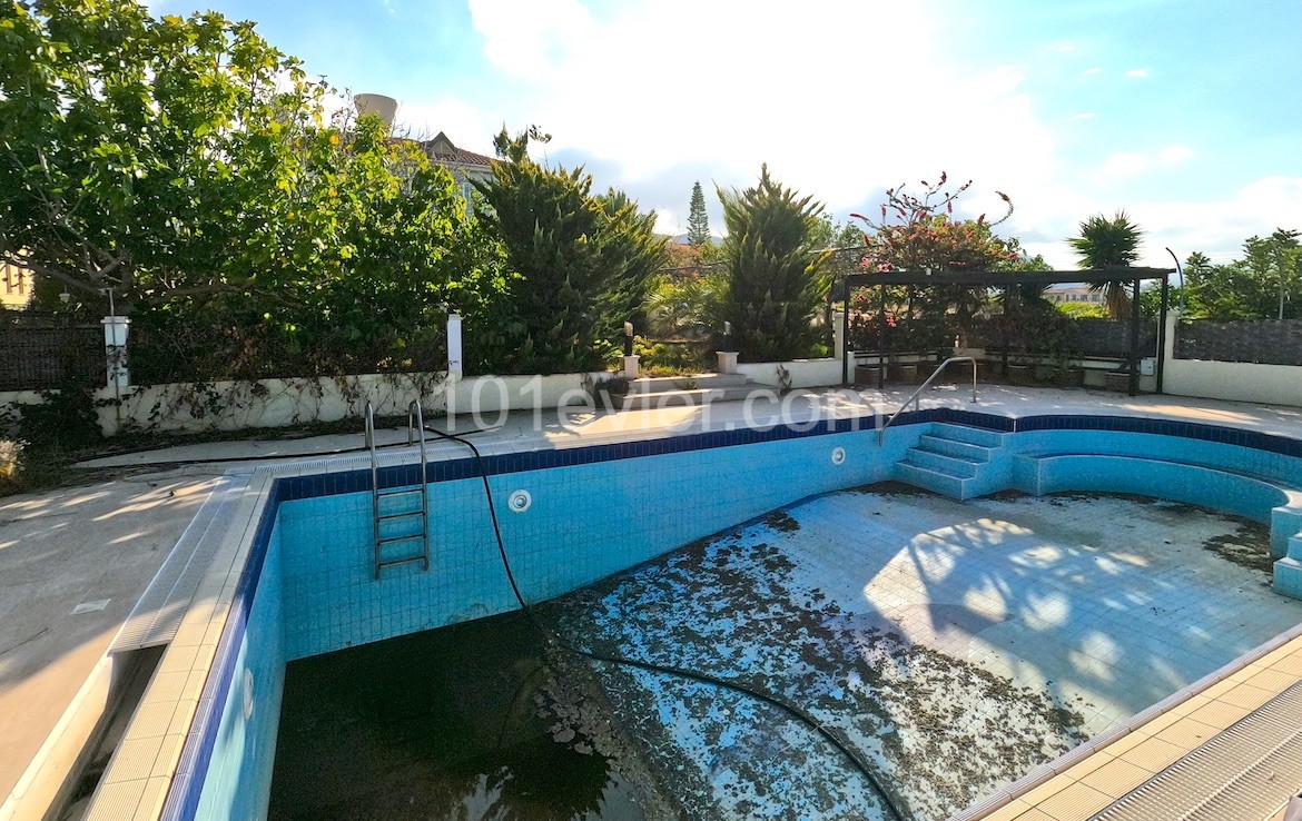 Villa For Sale in Çatalköy, Kyrenia