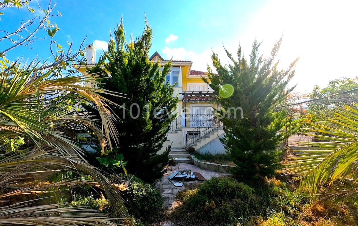 Villa For Sale in Çatalköy, Kyrenia