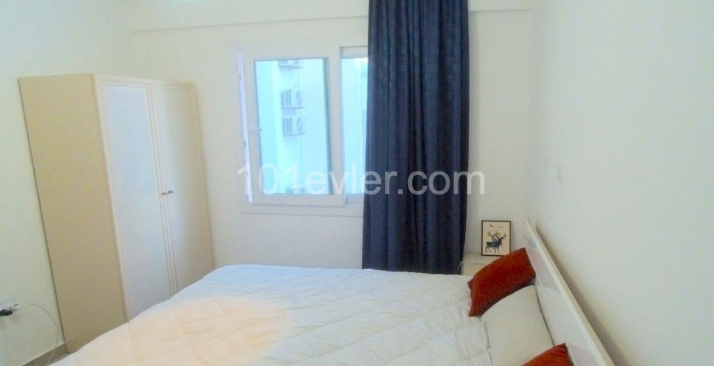 SA-295 Apartment in the very center of Girne