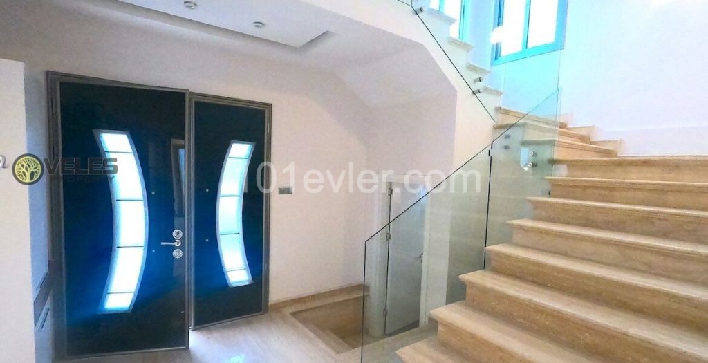 SV-362 Excellent villa in Alsancak