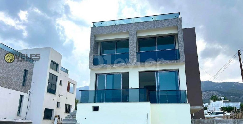 SV-441 Villa with superb sea and mountain views