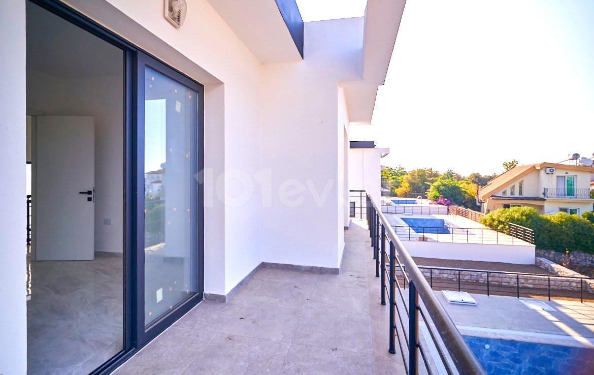 SV-3162 Finished Villa 3+1 در Karşiyaka