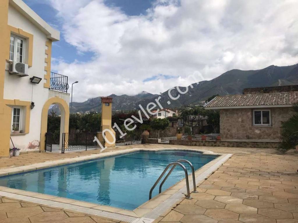 Villa For Sale in Bellapais, Kyrenia