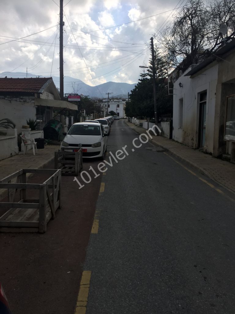 Detached House For Sale in Aşağı Girne, Kyrenia