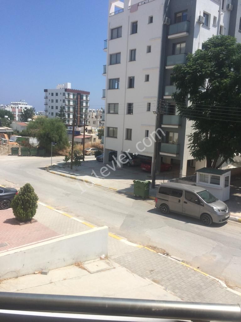 GİRNE MERKEZ DE SATILIK 3+1 DAİRE