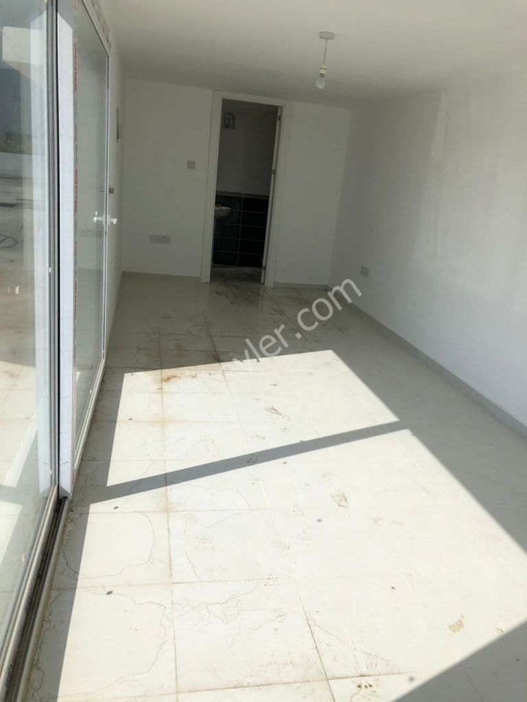 LEFKOŞA YENİKENT TE KİRALIK 20M2 DÜKKAN