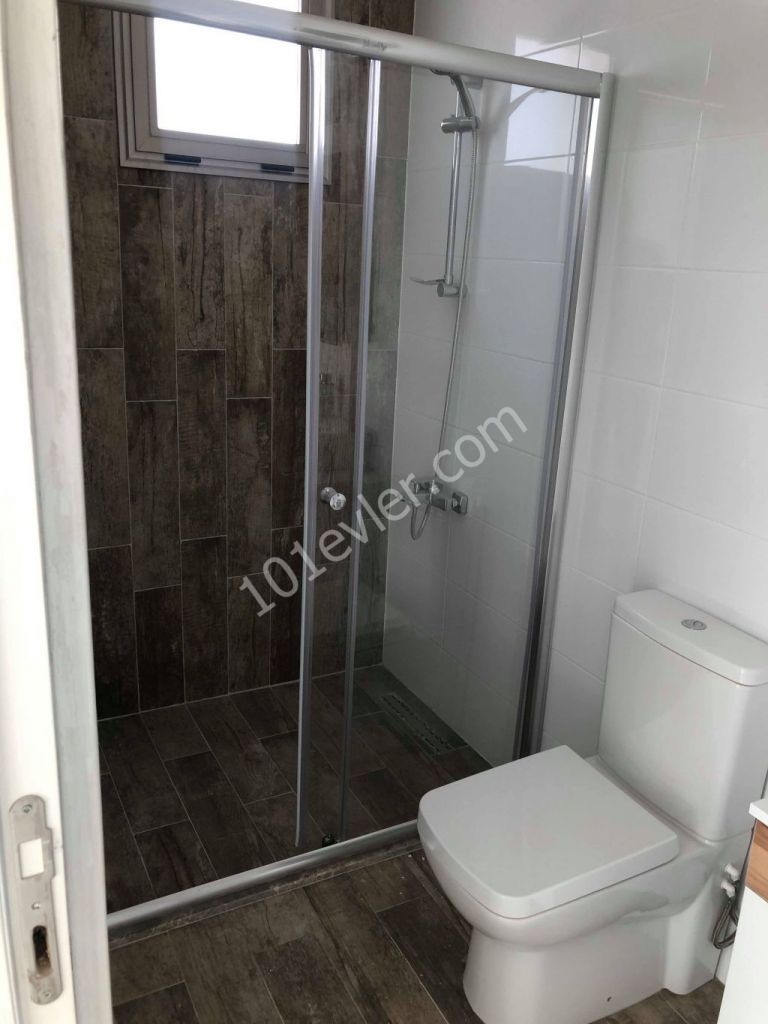 GİRNE MERKEZ DE MUHTEŞEM MANZARALI KİRALIK 3+1 PENTHOUSE