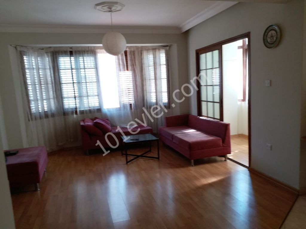 Flat To Rent in Girne Merkez, Kyrenia