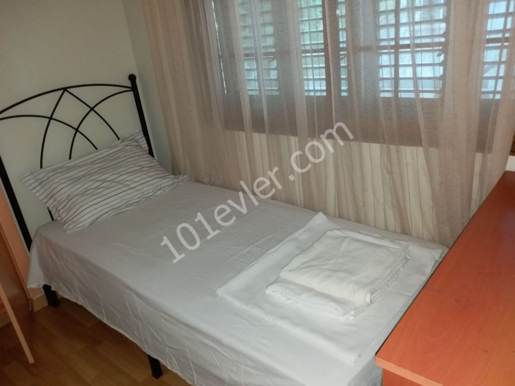 Flat To Rent in Girne Merkez, Kyrenia