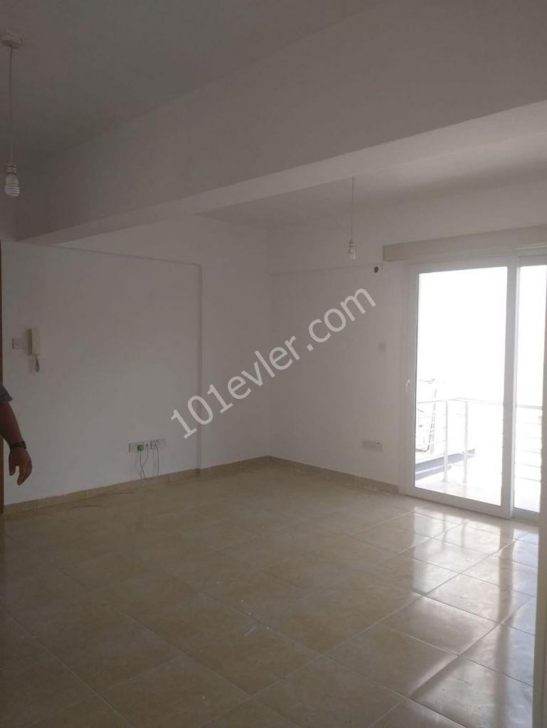 Flat To Rent in Girne Merkez, Kyrenia