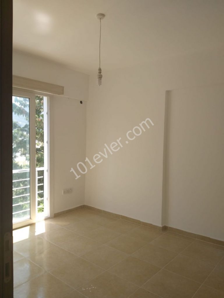 Flat To Rent in Girne Merkez, Kyrenia